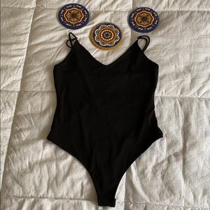 black adjustable bodysuit